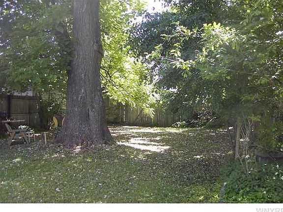 5th image of 787 Ashland Ave