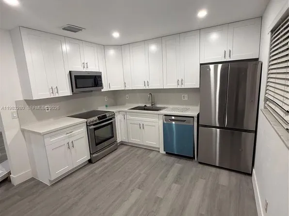 1736 N 16th Ct Suite B, Hollywood, FL 33020