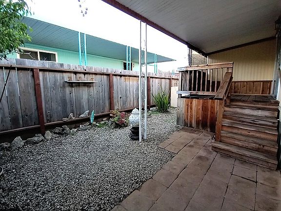 4th image of 1099 38th Ave #88