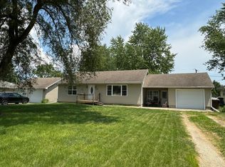 374 N Park Rd, Herscher, IL 60941