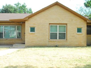 1709 Sandefer St, Abilene, TX 79603
