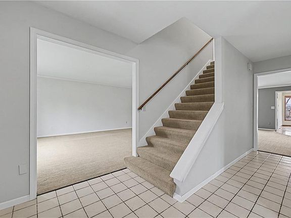 4th image of 12209 Aberdeen Rd