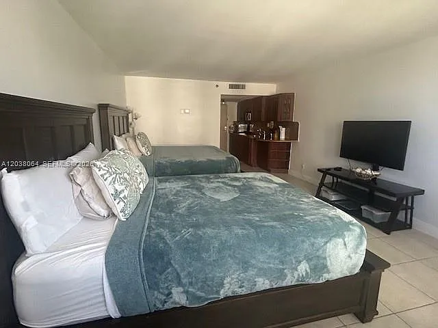 The Aventura Beach Club C — Photo 4