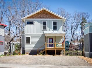 212 Sand Hill Rd, Asheville, NC 28806