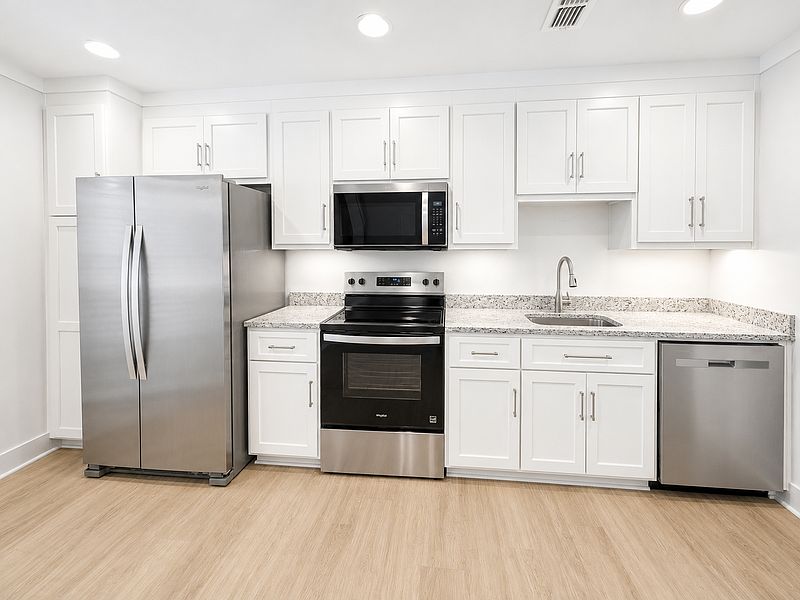 1st image of 1545 Payne St #3