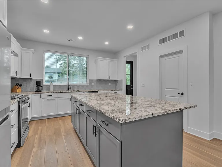 5264 Cooley Lake Rd — Photo 17