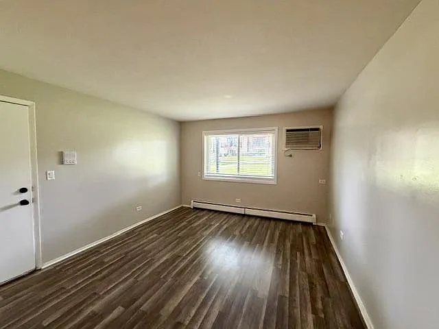 8331 Woodland Dr — Photo 8