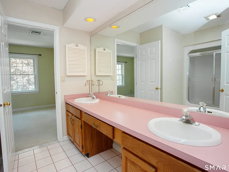 24 Old Mill Dr — Photo 25