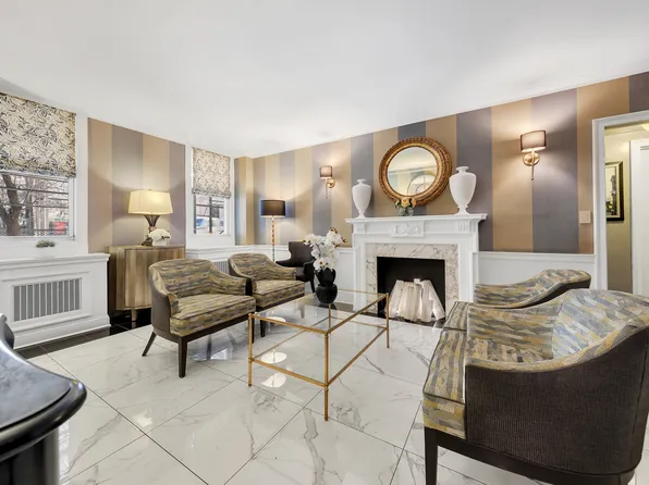 220 Madison Avenue 4M image 7 of 7