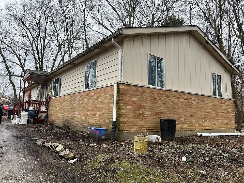 2nd image of 345 & 347 Dayton St