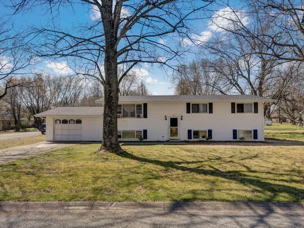 824 E Burford Street, Marshfield, MO 65706