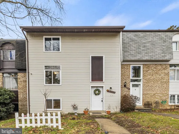 12546 Armada Pl, Woodbridge, VA 22192