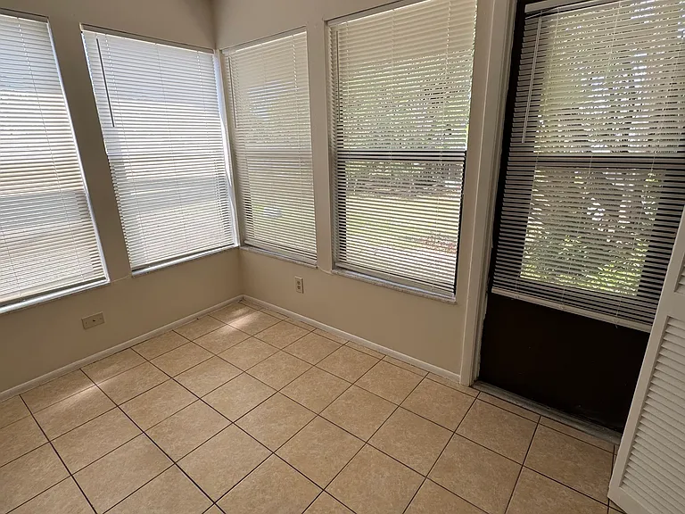 2155 Bancroft Pl — Photo 7