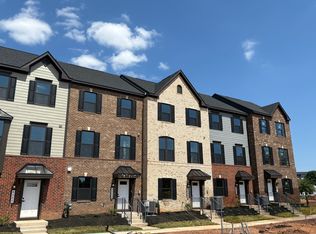 4504 Dandelion Loop, Chantilly, VA 20151
