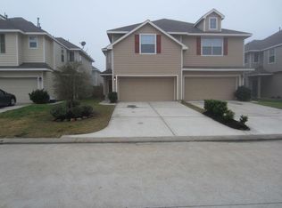 8731 Rainglen Ln, Houston, TX 77044