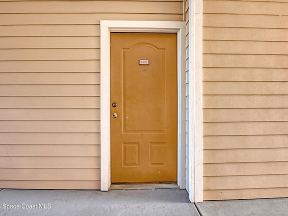 4th image of 6461 Borasco Dr APT 3802