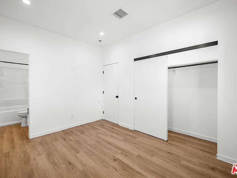 2646 Westwood Blvd — Photo 42