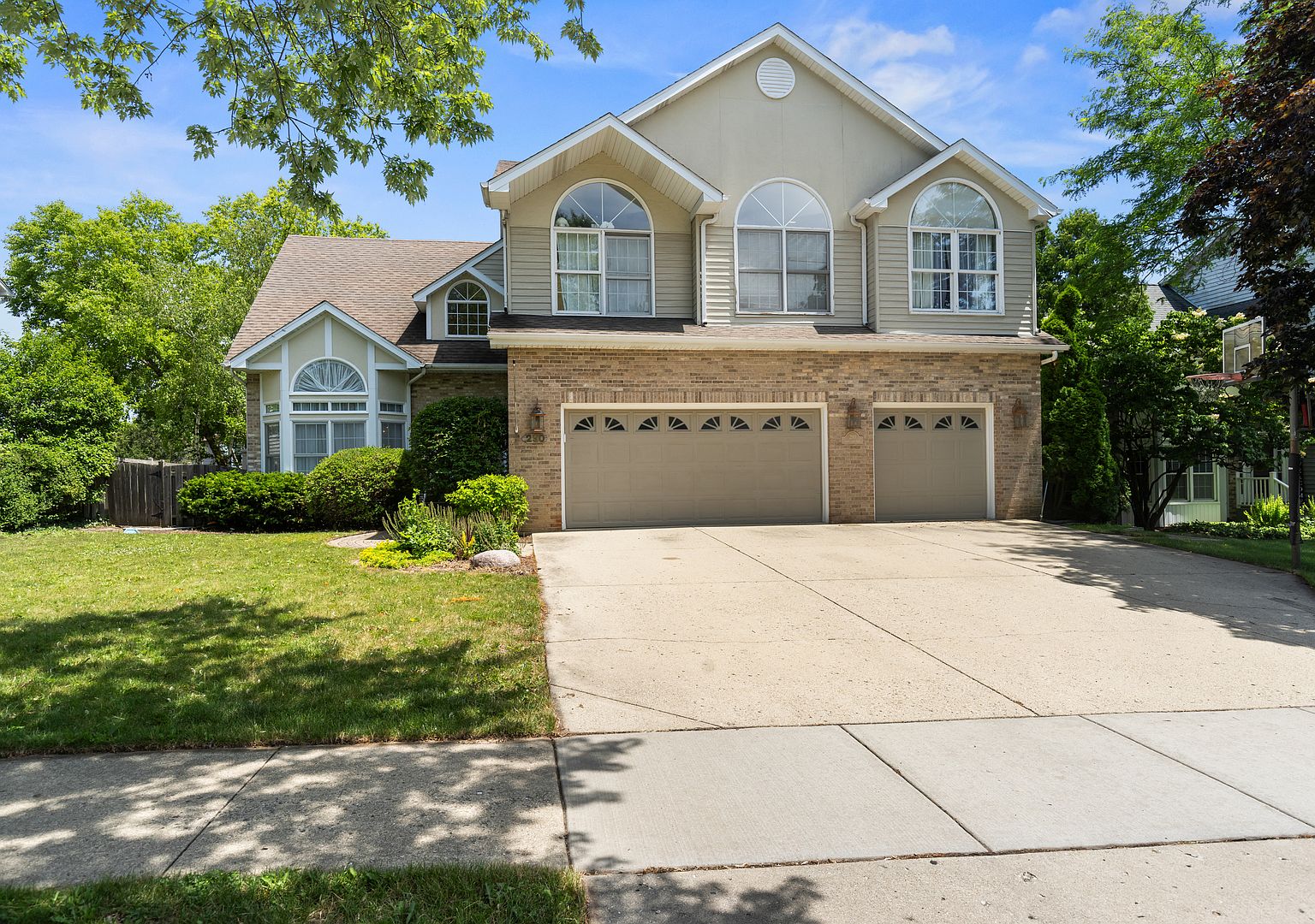 290 Knox Park Rd, Lake Zurich, IL 60047 | Zillow