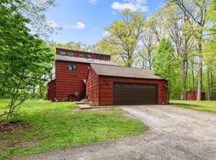 3111 Jeanette Dr, Chelsea, MI 48118