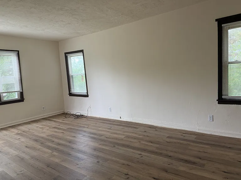17 Murray Hill Dr — Photo 5