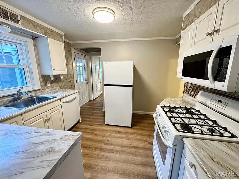4720 Ruth St — Photo 22