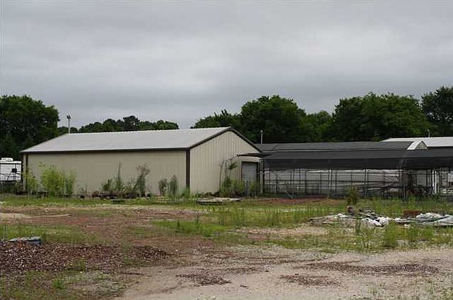 2nd image of 4025 River Rd