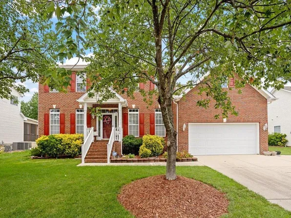 5204 Duckdown Ct, Raleigh, NC 27604