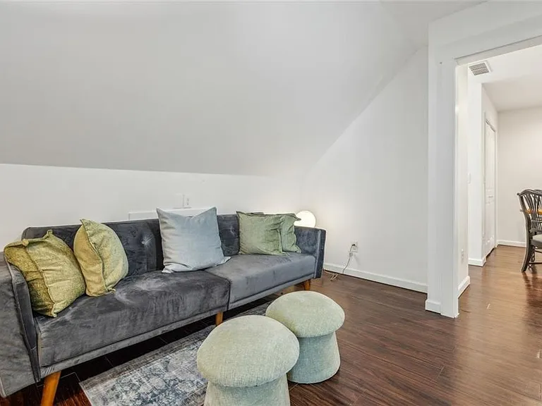 21 Willow Woods Rd — Photo 18