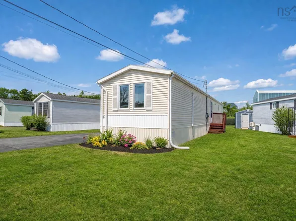 6 Alderwood Ct, Halifax, NS B3T 1B1