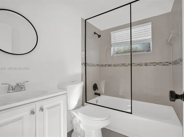 8295 NE Miami Ct APT 4, Miami, FL 33138