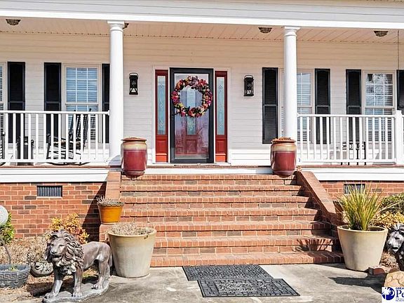 2nd image of 526 Shannon Rd