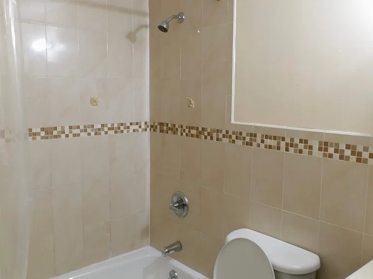 5175 Amboy Rd #2 — Photo 24