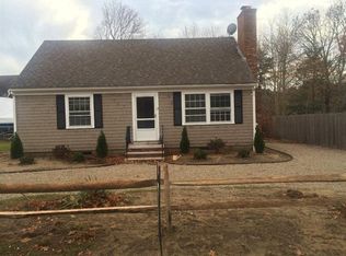 19 Nickerson Rd, Cotuit, MA 02635