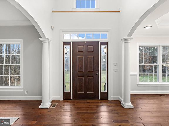 5th image of 15 Winning Colors Rd