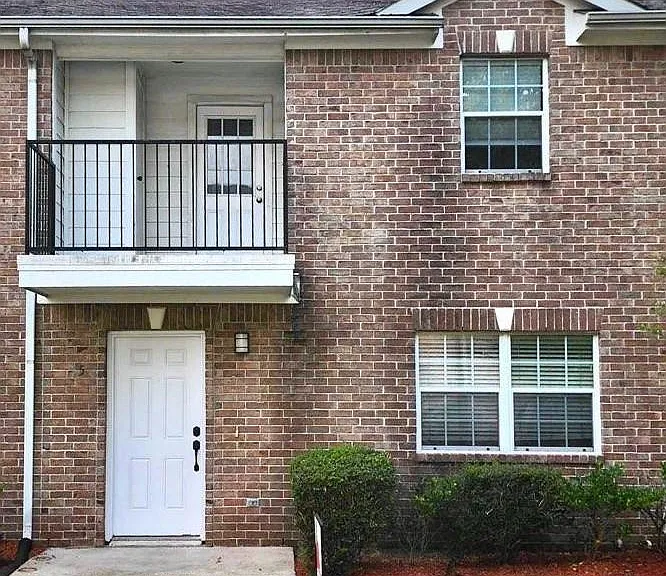 11899 Algonquin Dr #5 — Photo 1