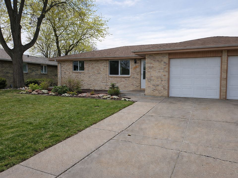 1st image of 1007 Emerson Pl #1007