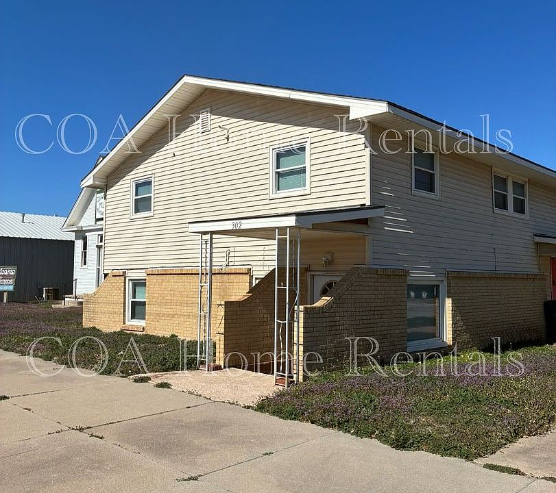 1st image of 304 W Spring Ave