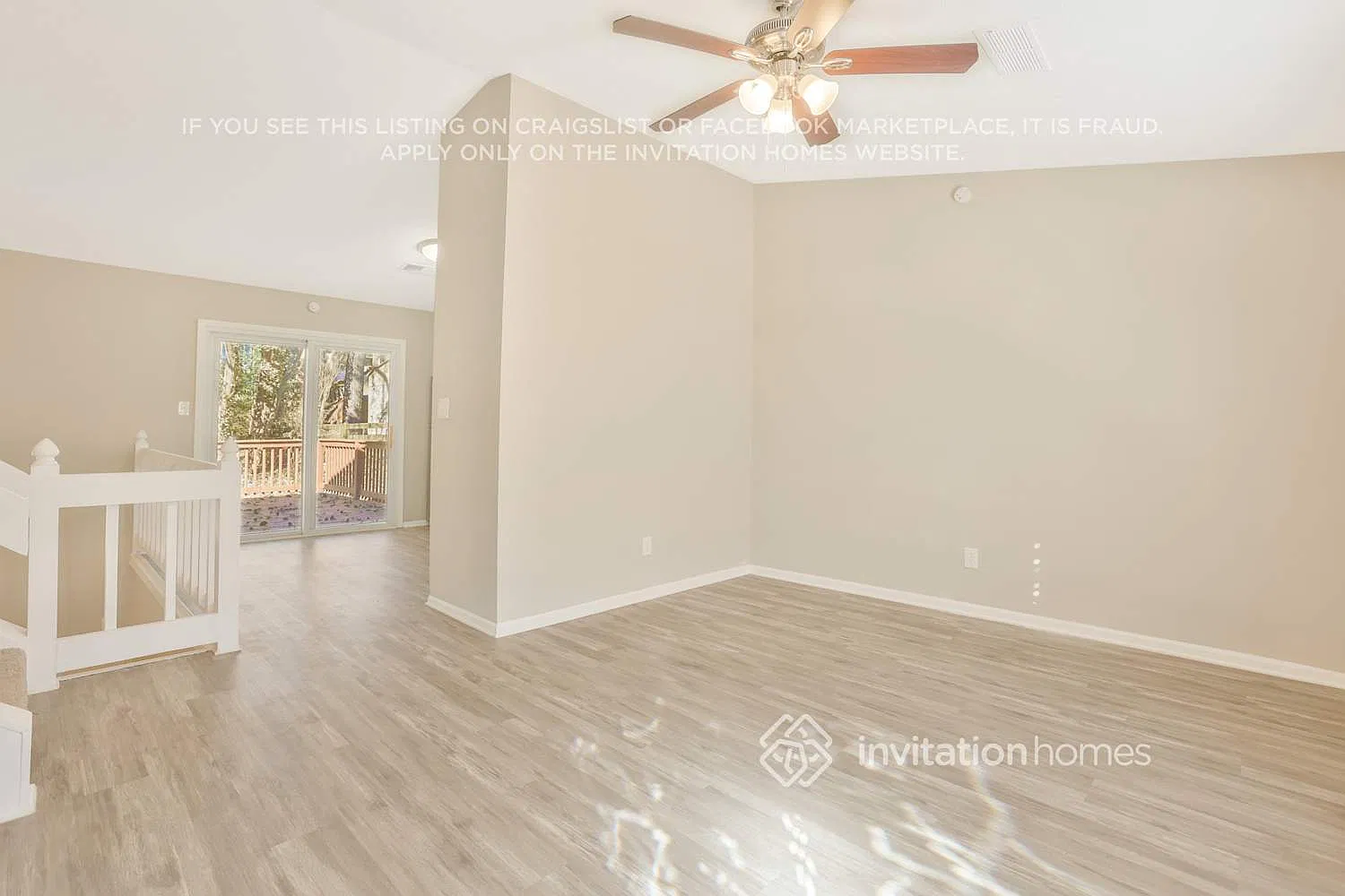 659 N Wood Path Dr Stone Mountain, GA 30083 — Photo 4