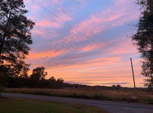 Riverside Rd, Seagrove, NC 27341