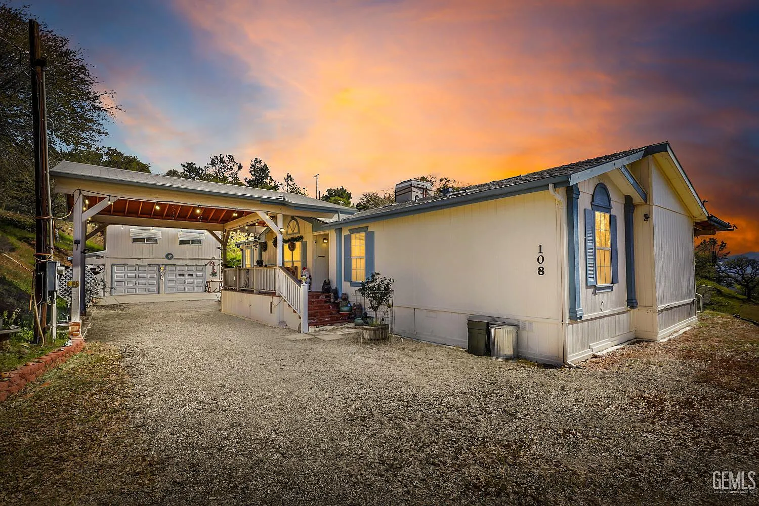 108 Split Mountain Way photo 1