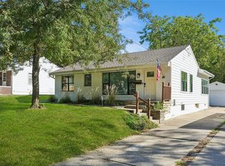 2609 30th St, Des Moines, IA 50310