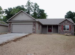 12 Dickens Ln, Fairfield Glade, TN 38558