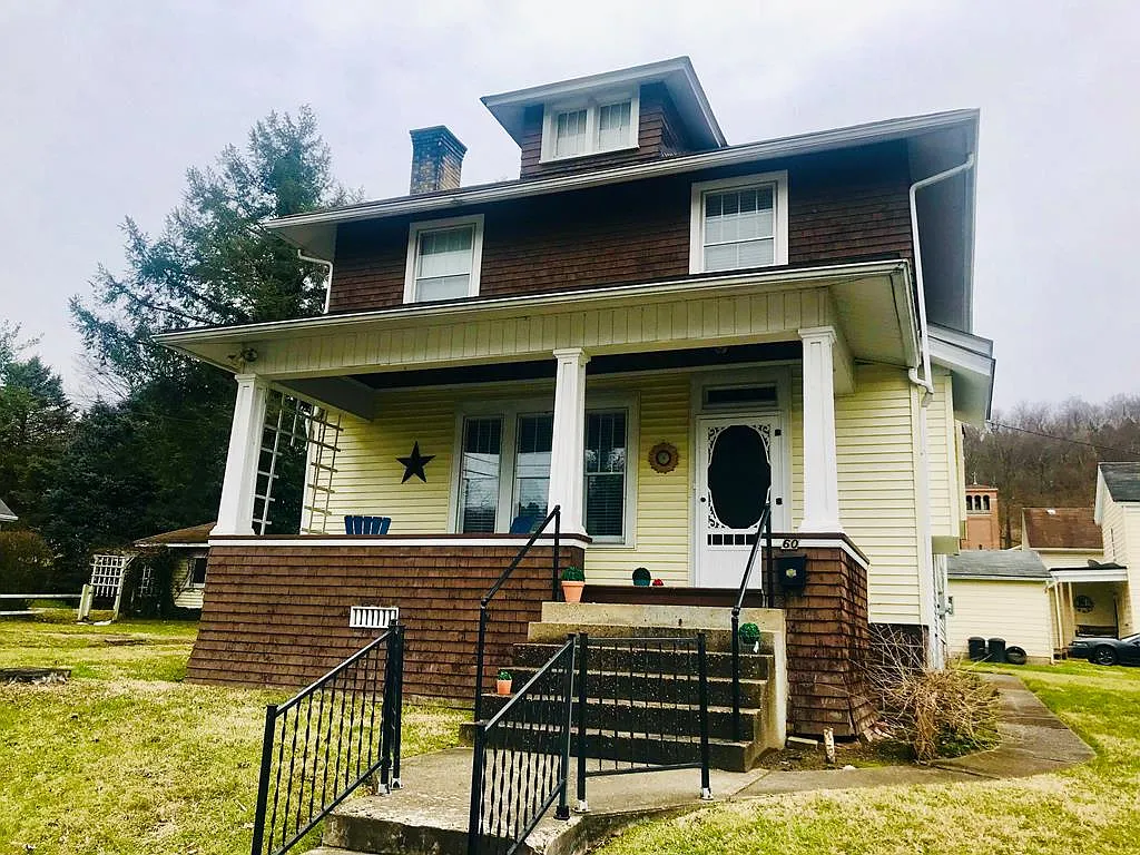 60 Center Ave photo 1