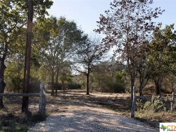 0 Us Highway 90a, Hallettsville, TX 77964