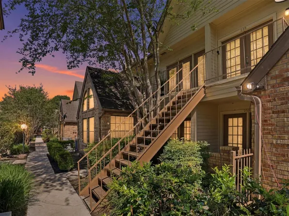 2425 Holly Hall St APT D59, Houston, TX 77054