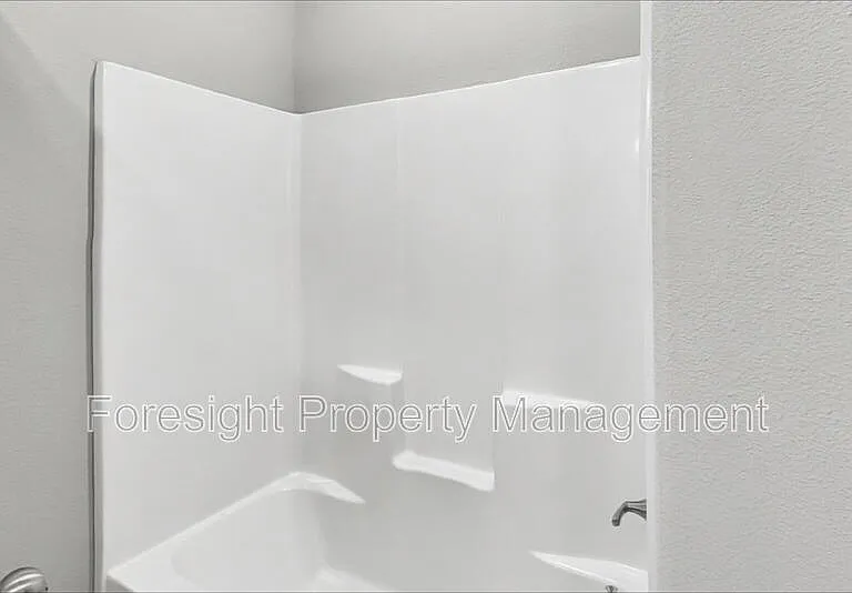 2902 Orchid Dr — Photo 10