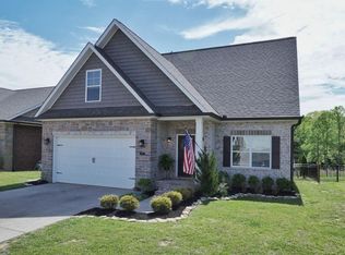 1102 Cross Pointe Dr, Cookeville, TN 38506