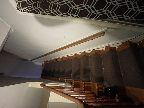 5th image of 821 N 8th St