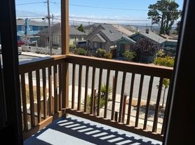 910 Wainwright Street - Monterey