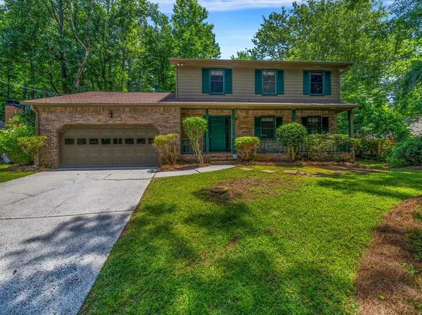 2775 Doaks Run Ct, Tucker, GA 30084